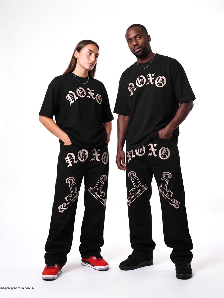 Portada del lookbook NOXO 184: Leo y Noa con el conjunto completo · NOXO 184